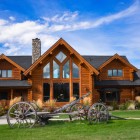 exterior of bitterroot river ranch bed and breakfast darby montana