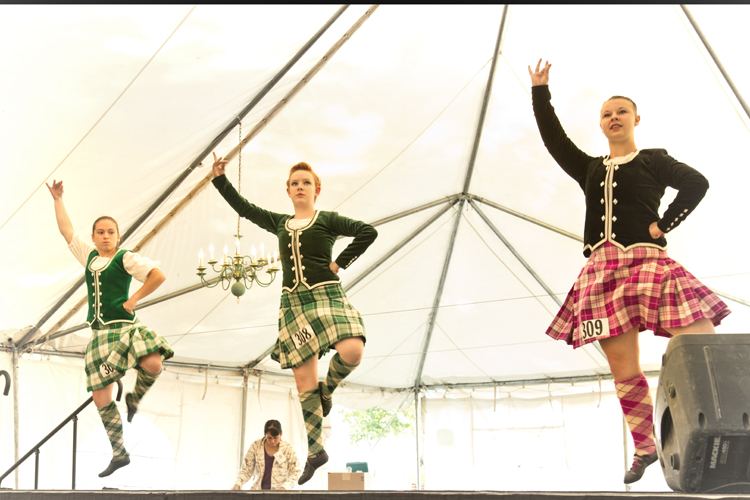 girls dancing at bitterroot celtic games and gathering